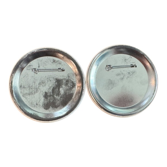 Vintage 1996 Santa Anita Derby Horse Racing‎ Pins Cavonnier Tabasco Cat - Picture 2 of 2